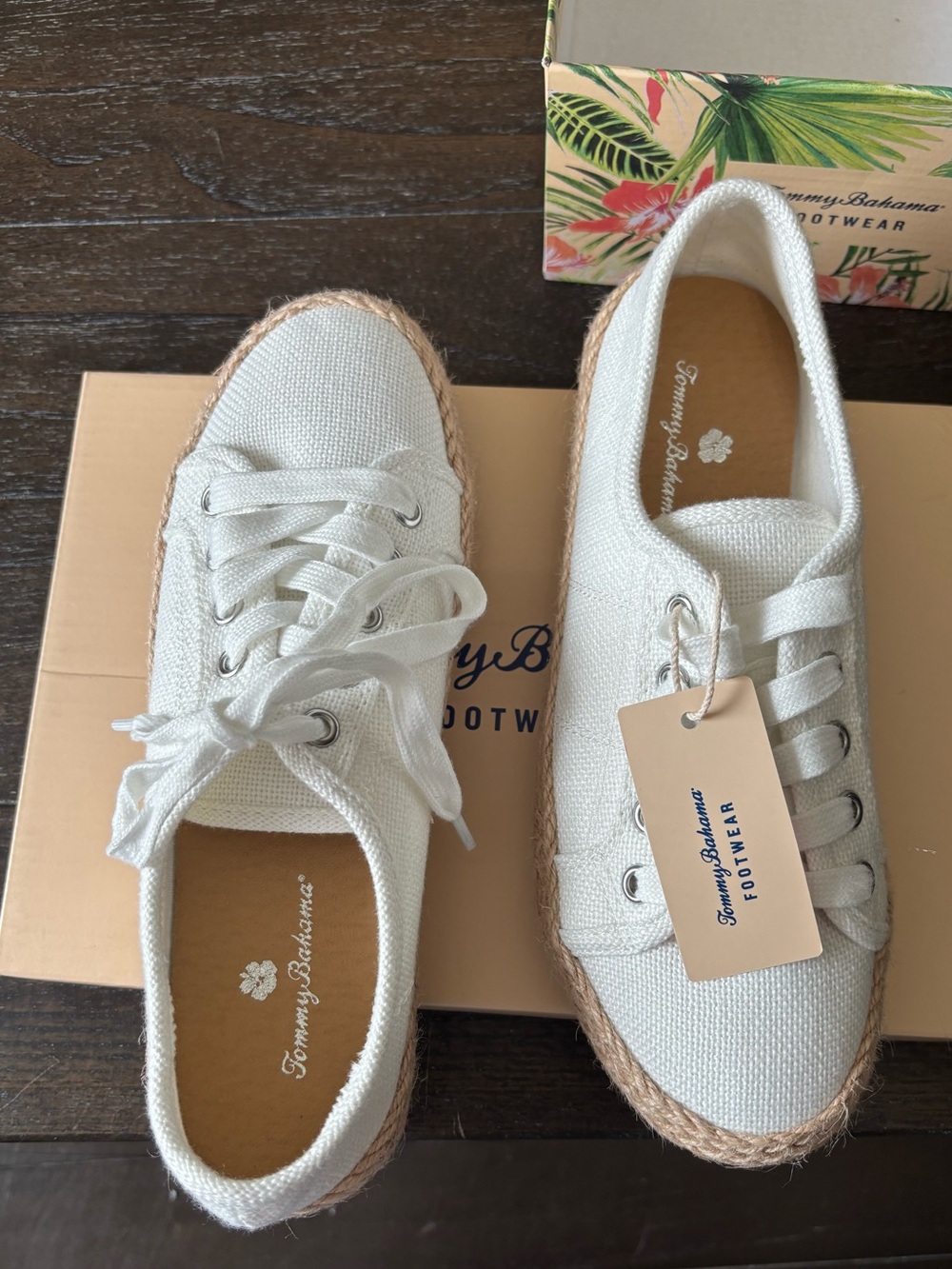Size 6 1/2 Brand New Tommy Bahama white sneakers